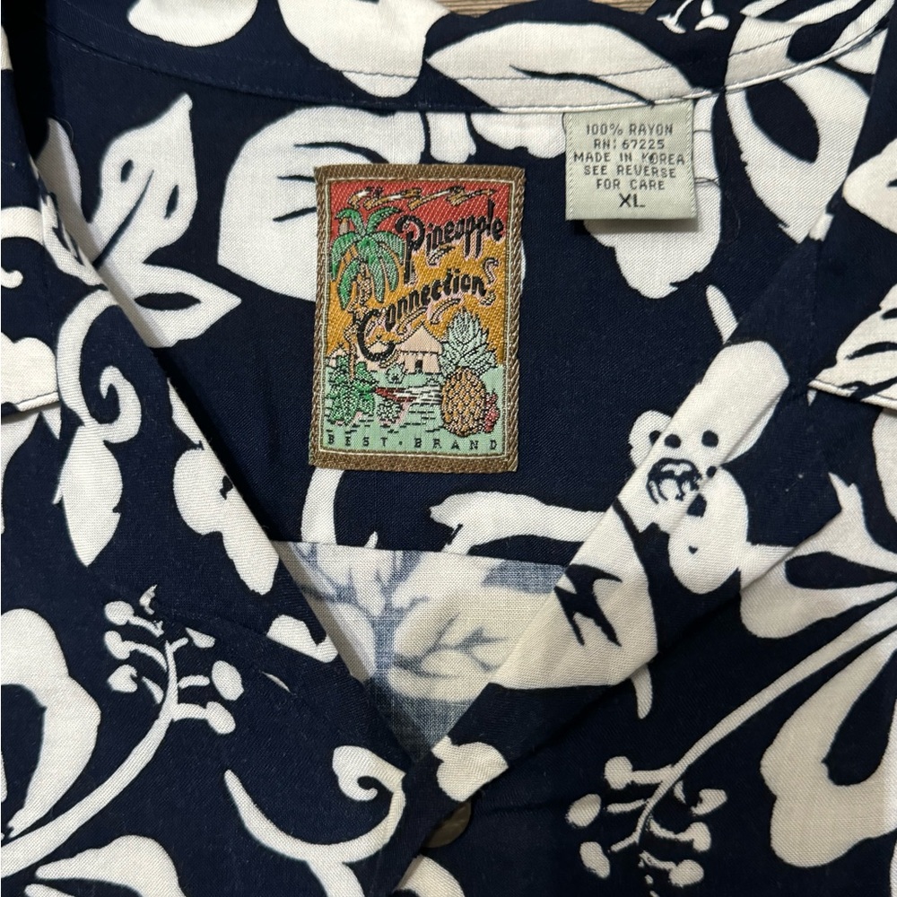 Pineapple Connection Men’s Button Up Size X-Large - image 4